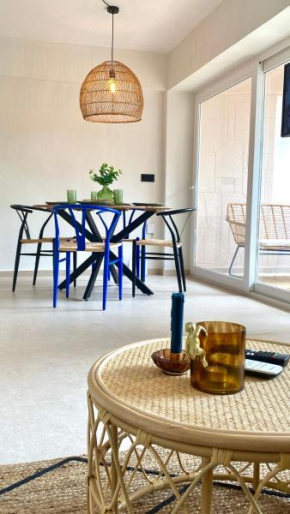 Siempre Verano -50 meters from the beach - private parking - completely renovated